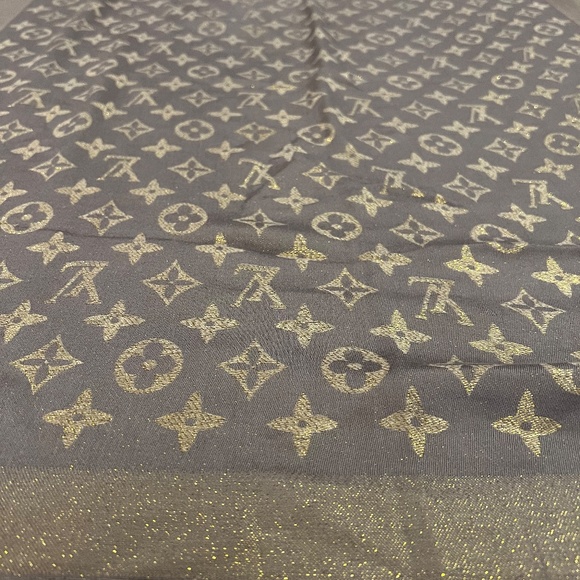 New Louis Vuitton Paris VL Pashmina Scarf Shawl Cashmere Silk Silver Gold Logo - Picture 12 of 13
